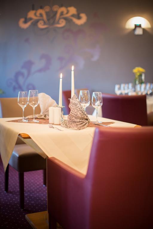 Hotel Kristall Weisswasser Bagian luar foto