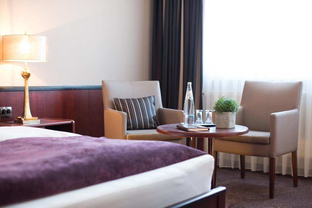 Hotel Kristall Weisswasser Bagian luar foto