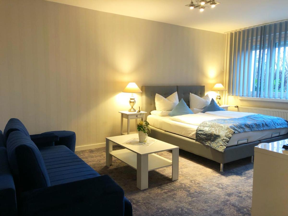 Hotel Kristall Weisswasser Bagian luar foto