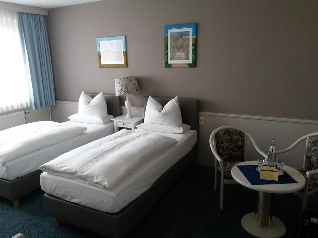 Hotel Kristall Weisswasser Bagian luar foto